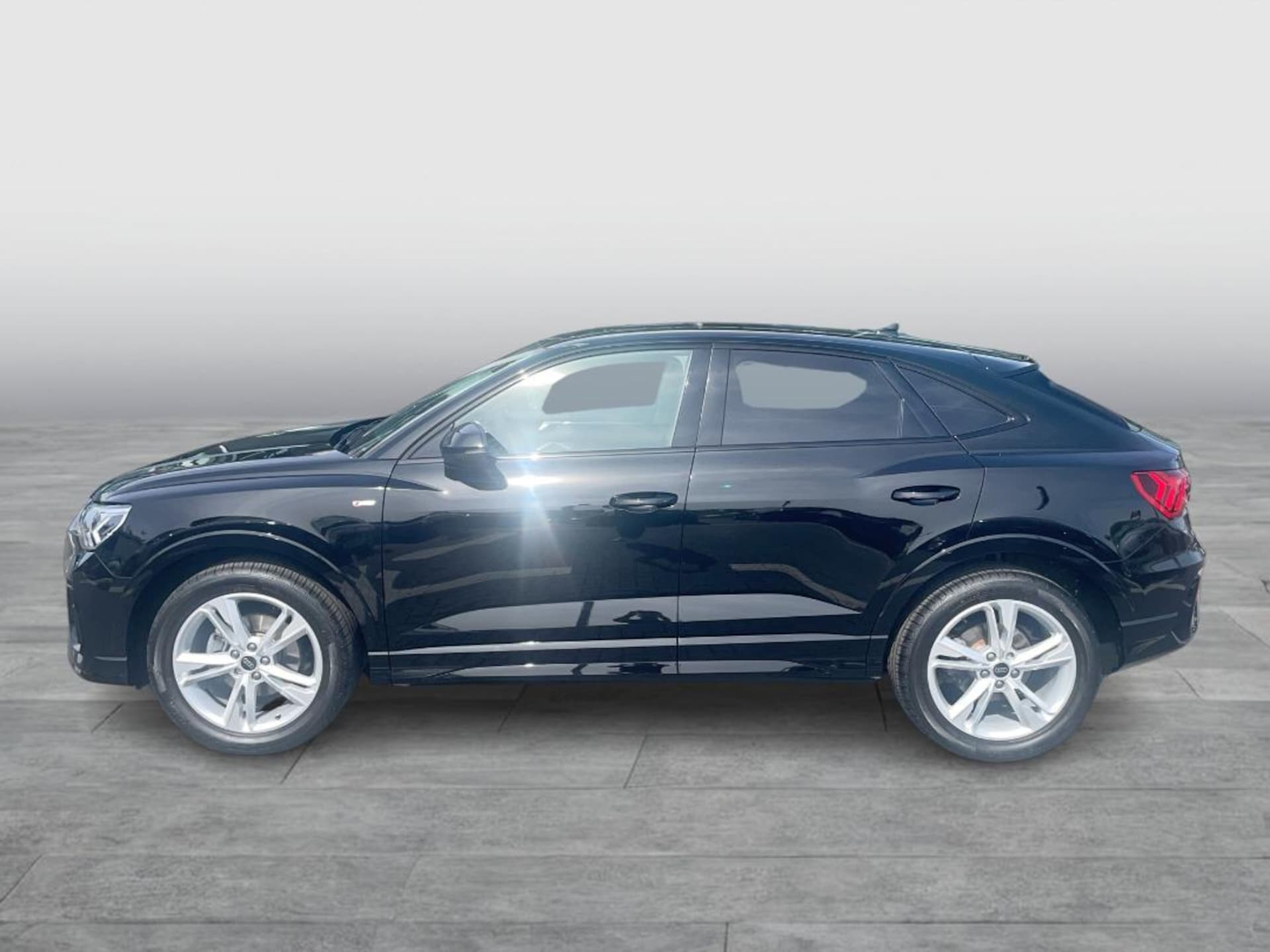 Audi Q3 Sportback S line