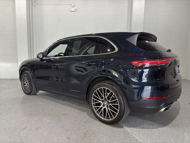 2023 Porsche Cayenne Hybrid