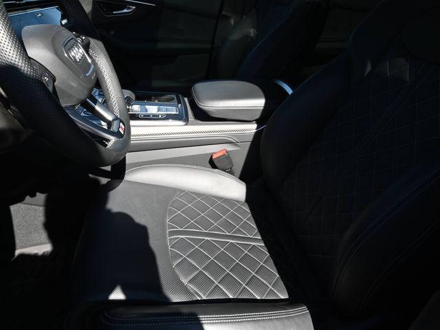 2025 Audi SQ7