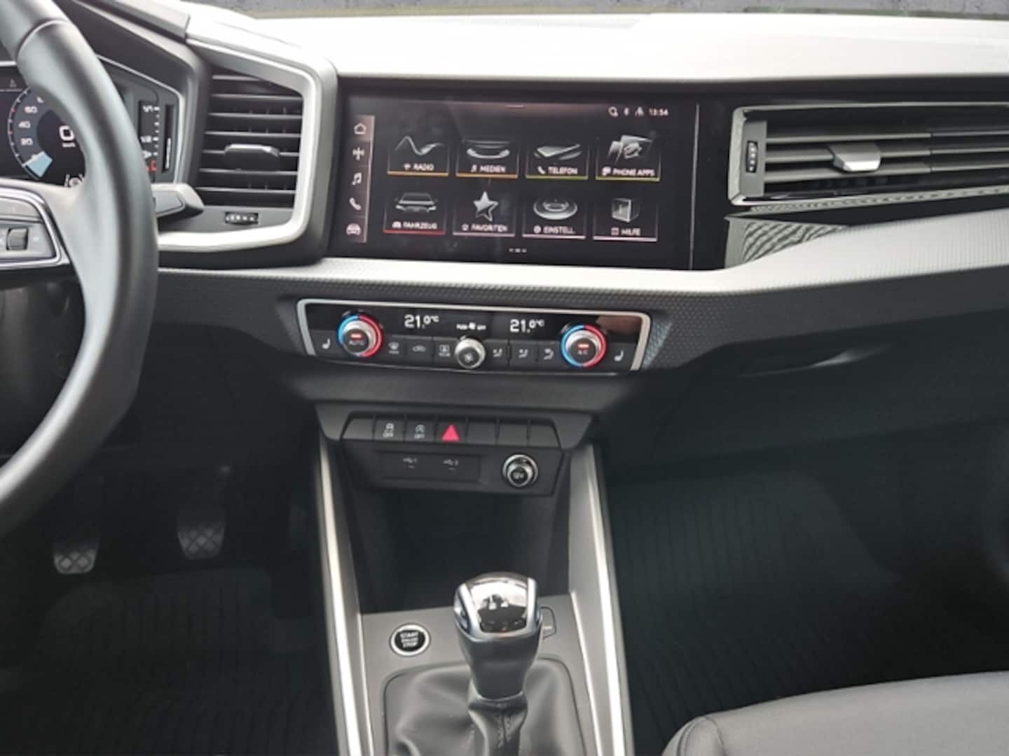 Bild über Audi A1 Sportback advanced 25 TFSI Schaltgetriebe - für weitere Informationen kontaktieren Sie den Audi Partner