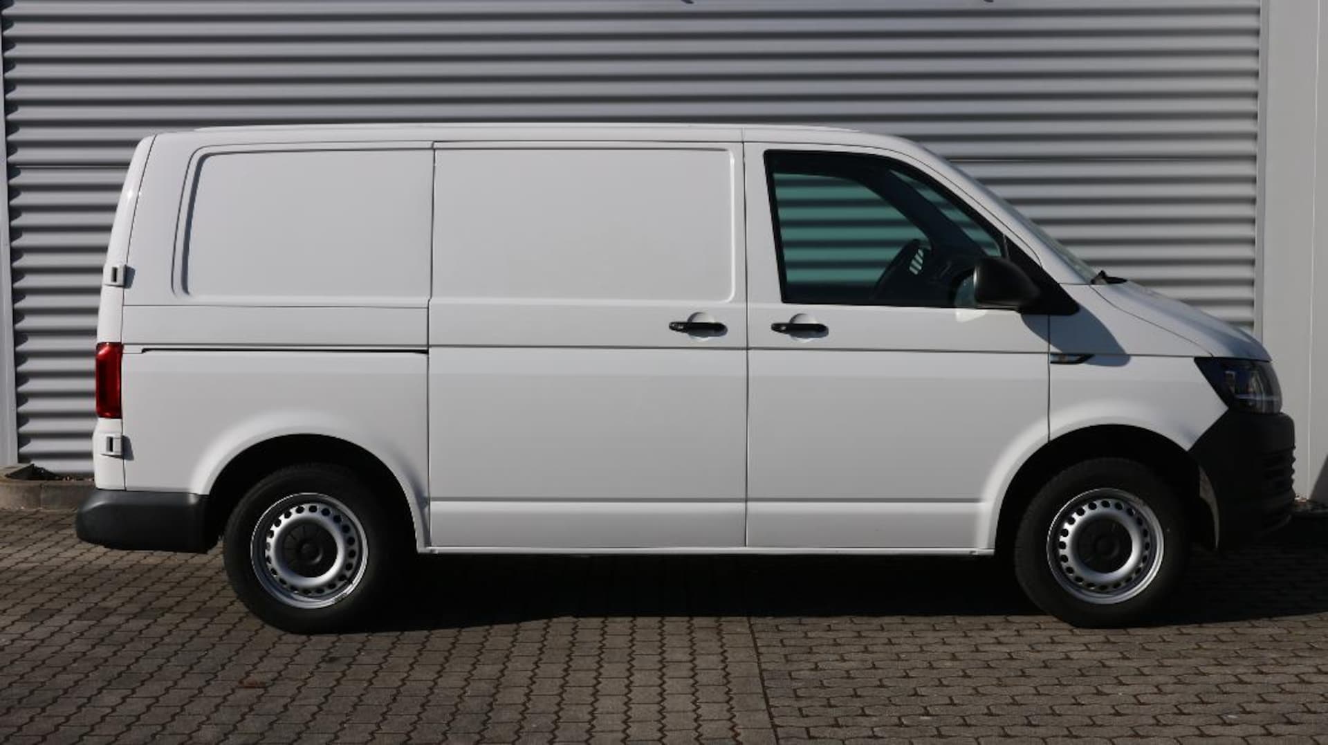 Volkswagen T6 Transporter Kasten kurzer Radstand