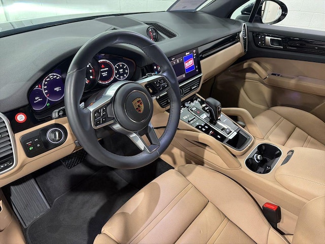 2023 Porsche Cayenne Hybrid