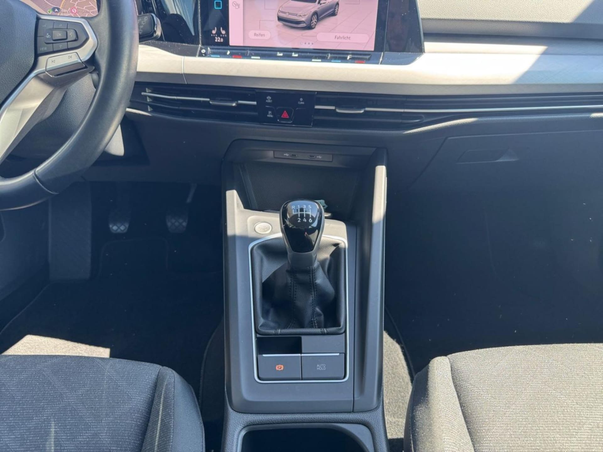 Volkswagen Golf Life