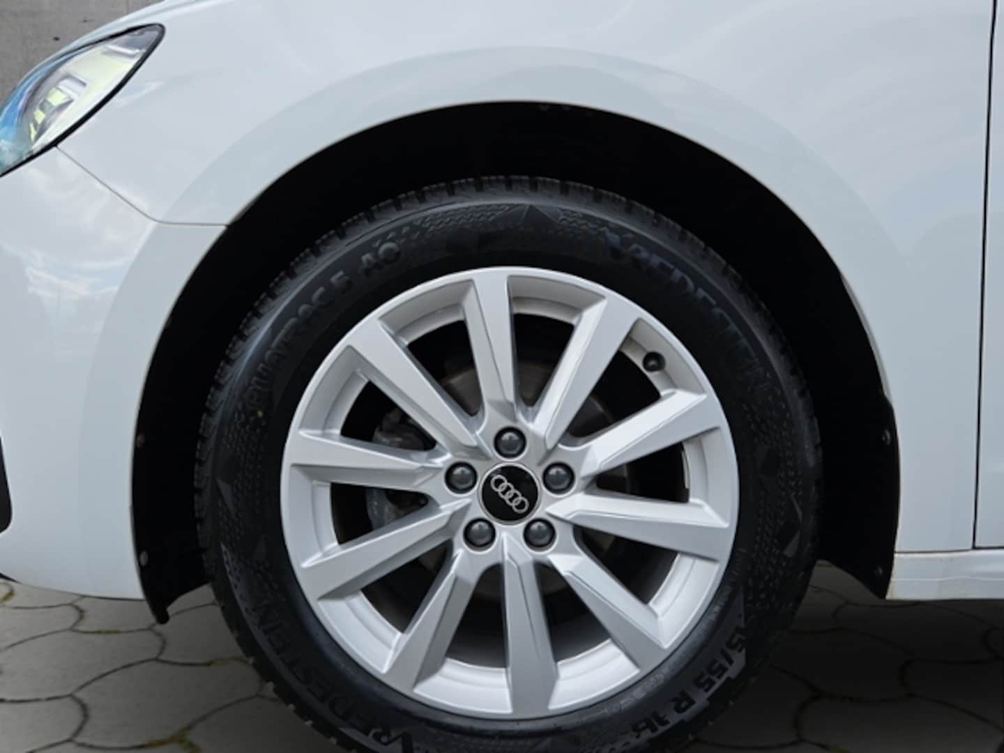 Bild über Audi A1 Sportback advanced 25 TFSI Schaltgetriebe - für weitere Informationen kontaktieren Sie den Audi Partner