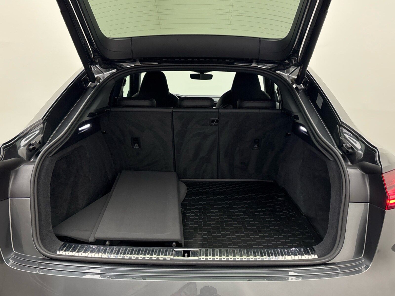 Audi SQ8 Sportback e-tron – Bild 13