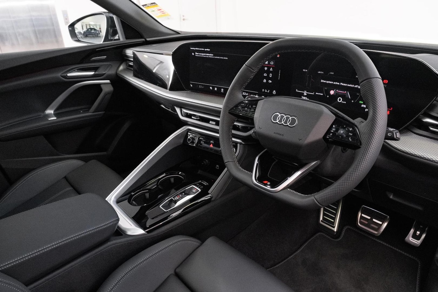 Image about Audi Q5 SUV TDI quattro 150 kW sport
