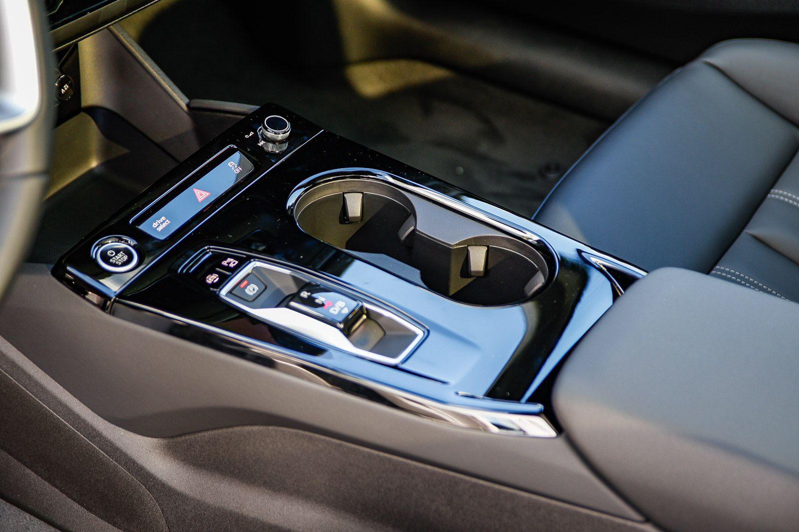 2025 Audi A6 Sportback e-tron Premium - Photo 20