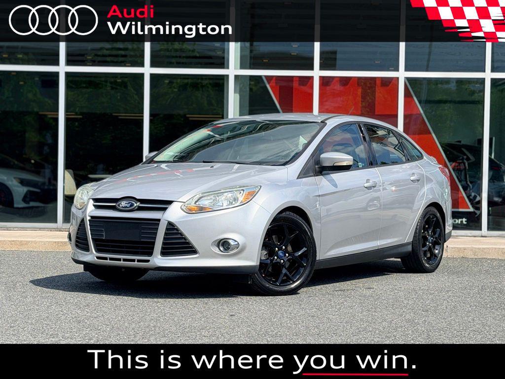 2014 Ford Focus Sedan SE's photo
