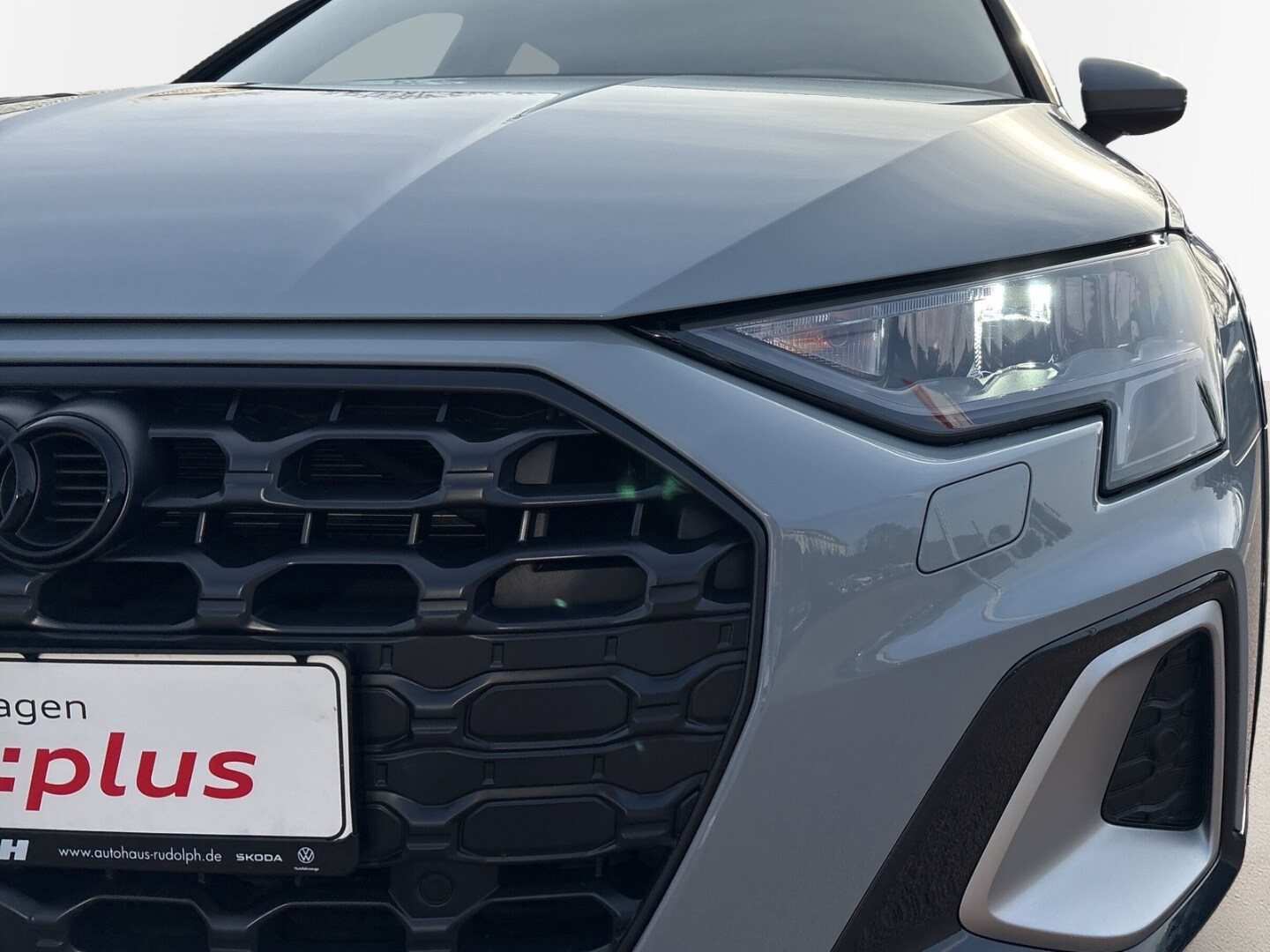 Bild über Audi A3 allstreet 35 TFSI S tronic - für weitere Informationen kontaktieren Sie den Audi Partner