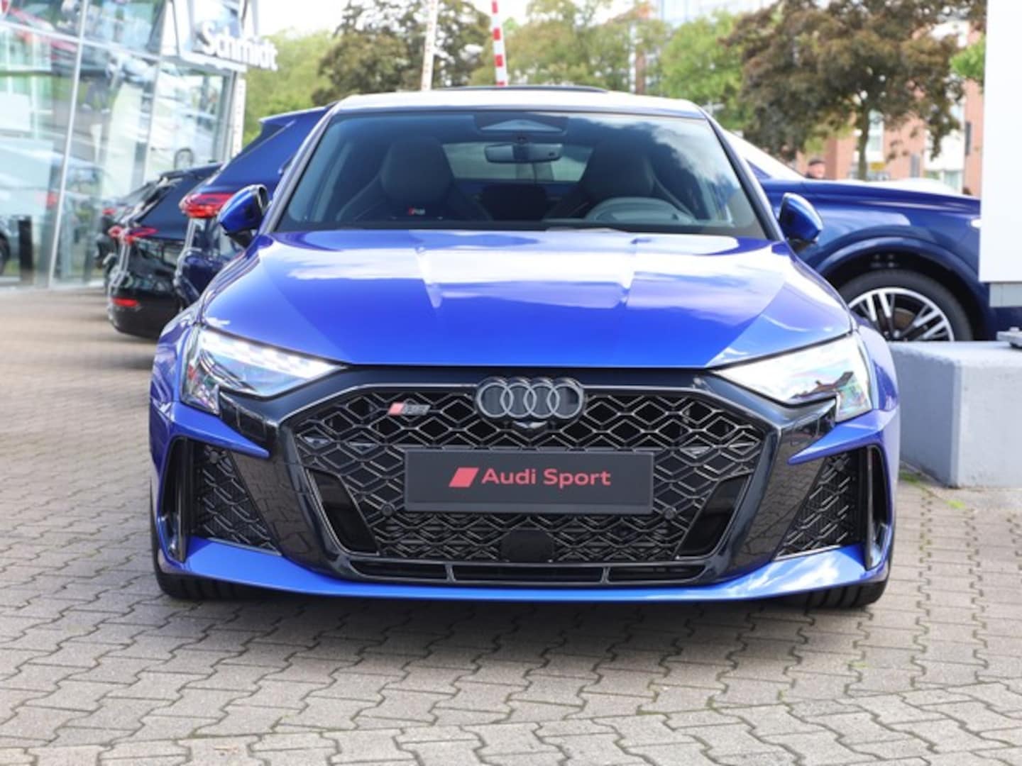 Bild über Audi RS 3 Sportback TFSI quattro 294 kW S tronic - für weitere Informationen kontaktieren Sie den Audi Partner