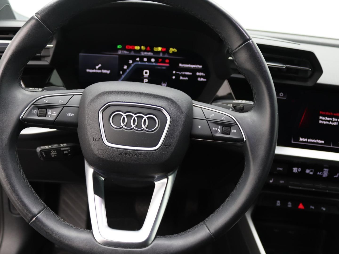 Bild über Audi A3 Sportback S line 35 TFSI S tronic - für weitere Informationen kontaktieren Sie den Audi Partner
