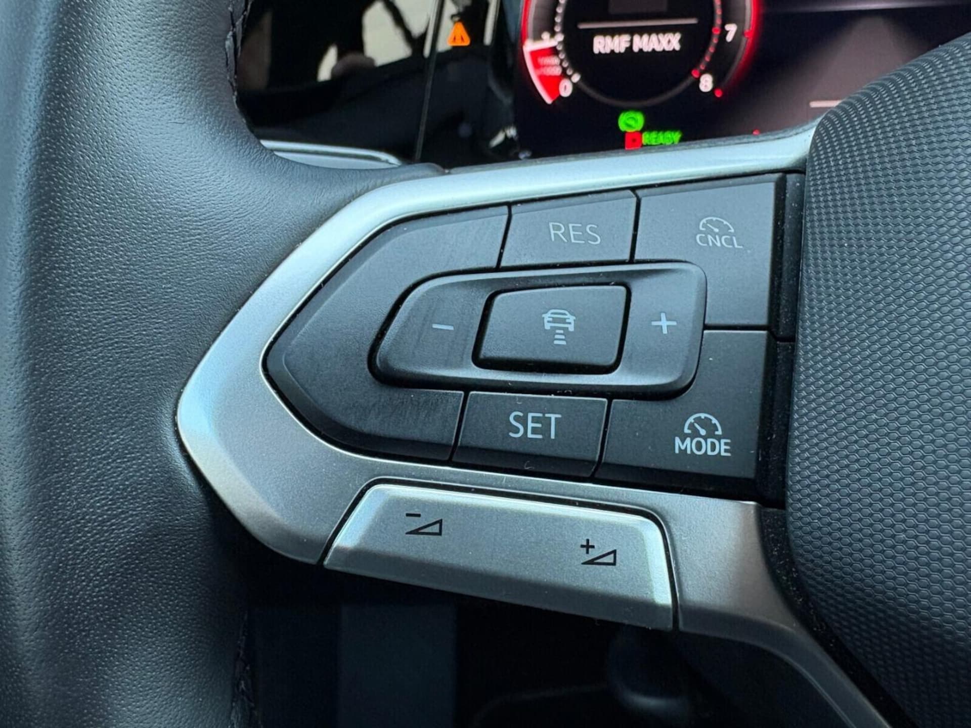 Volkswagen Golf Variant Life