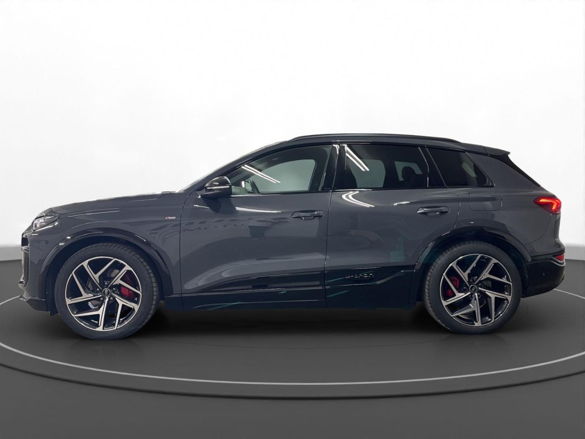 Audi Q6 SUV e-tron