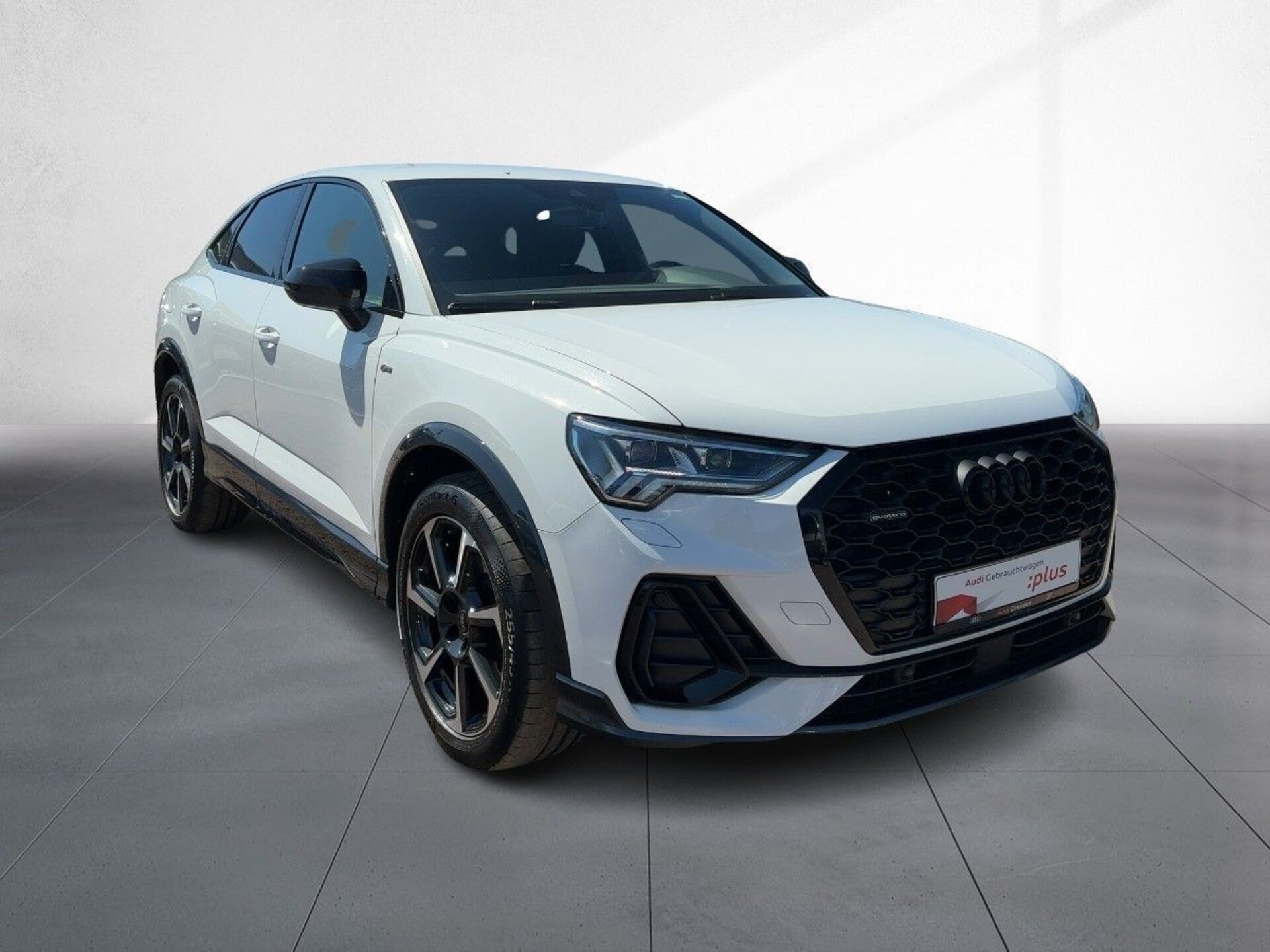 Audi Q3 Sportback S line