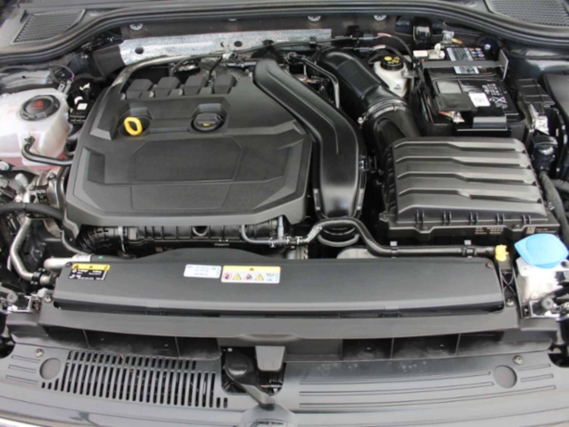Volkswagen Golf Variant Style