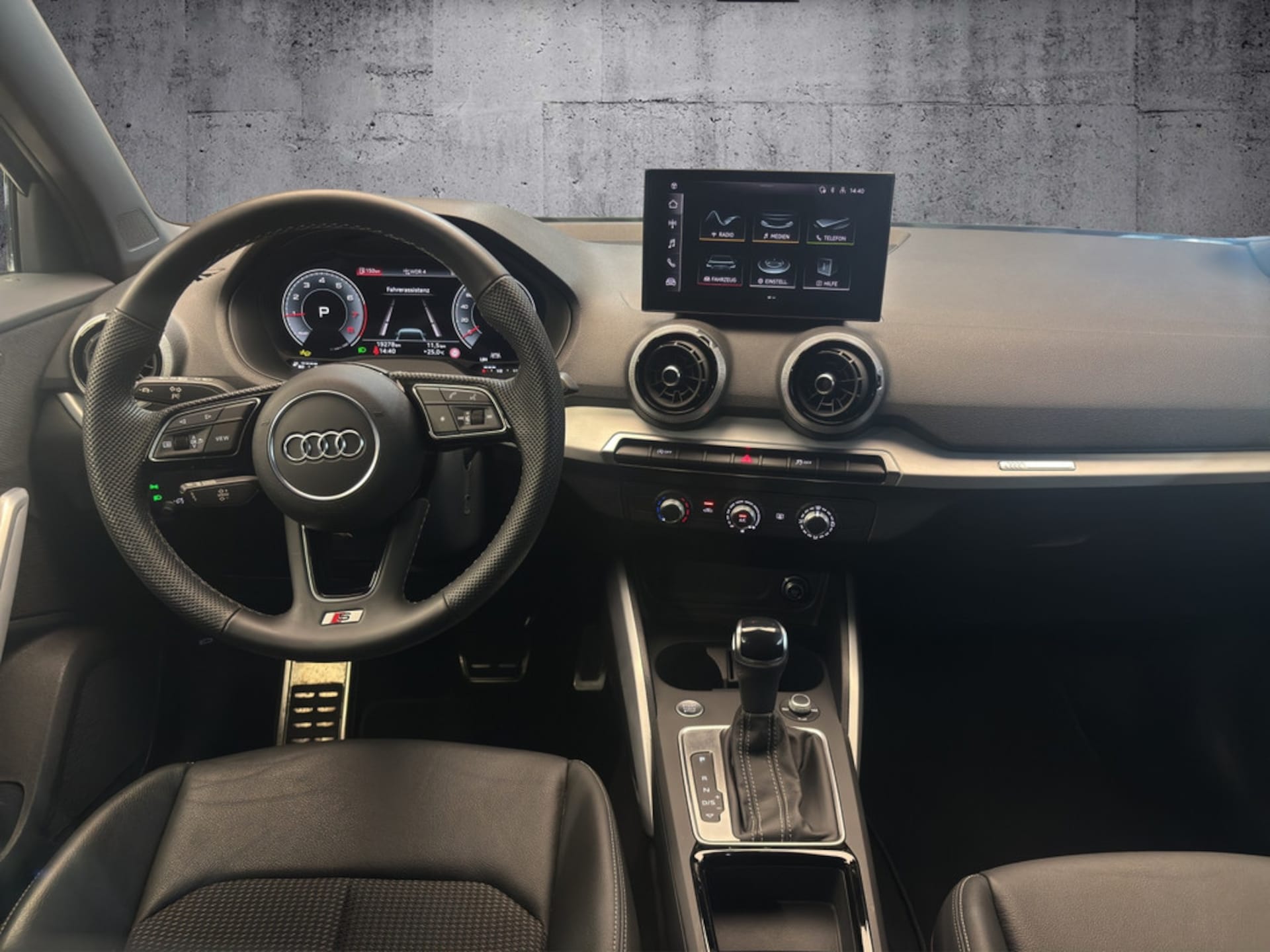 Audi Q2 S line