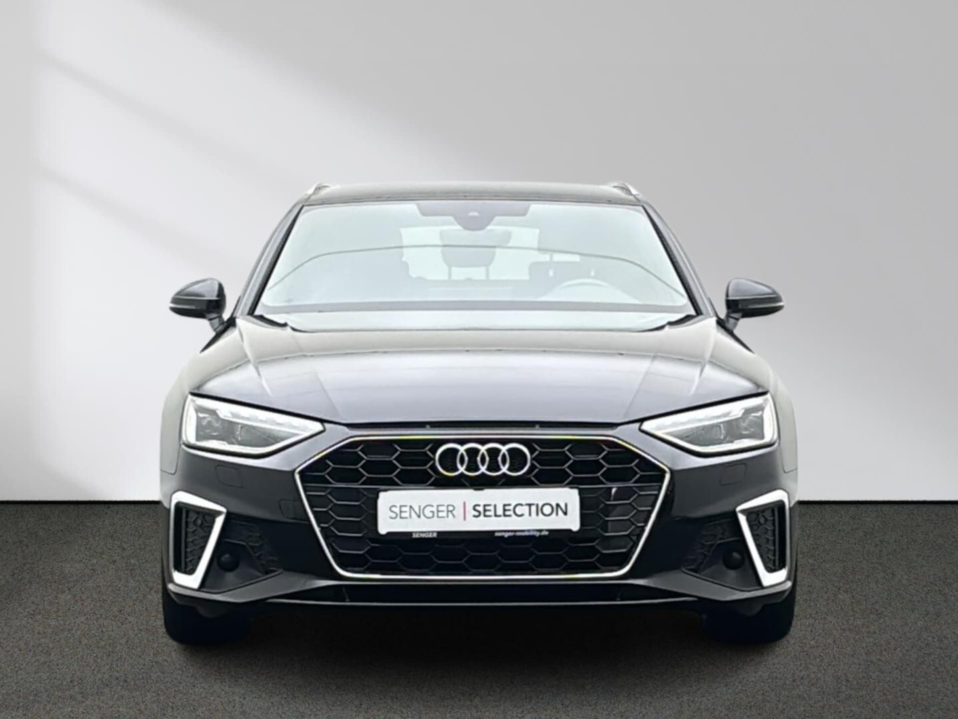 Audi A4 Avant S line