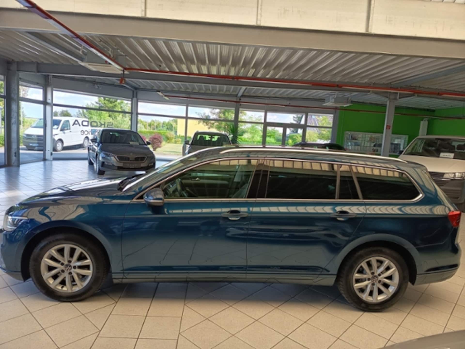 Volkswagen Passat Variant Business