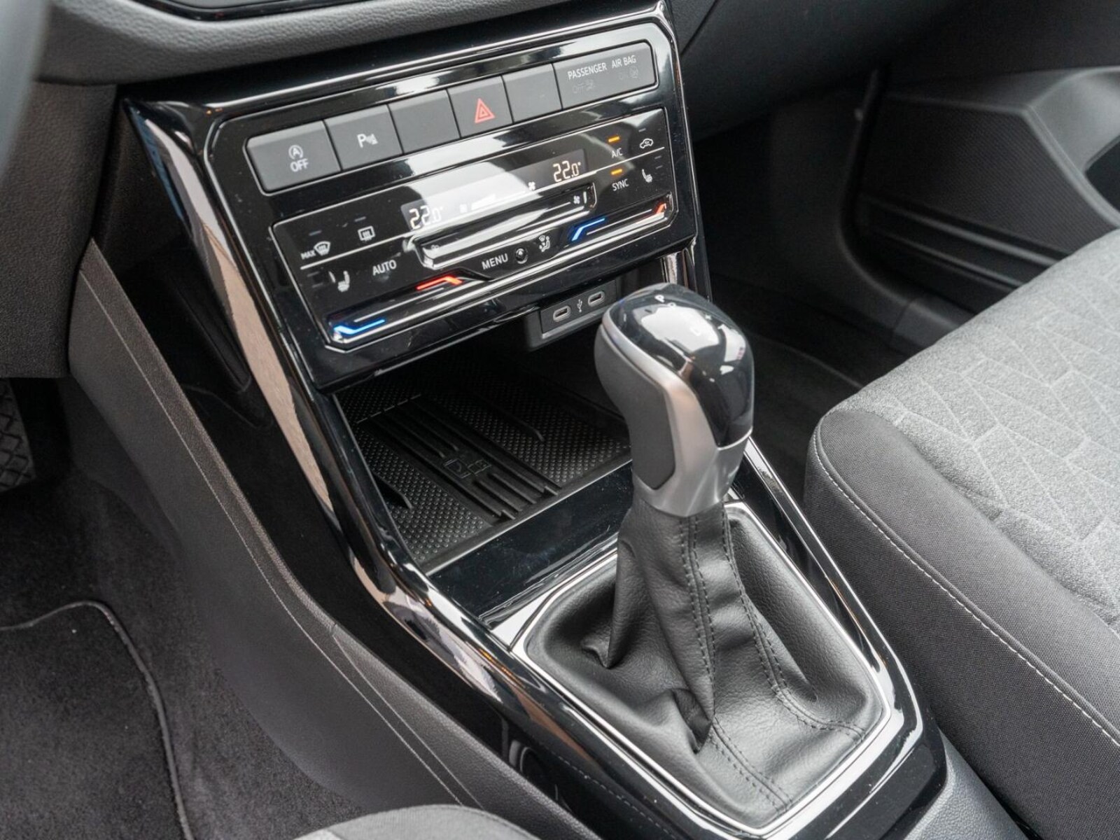 Volkswagen T-Cross – Bild 14
