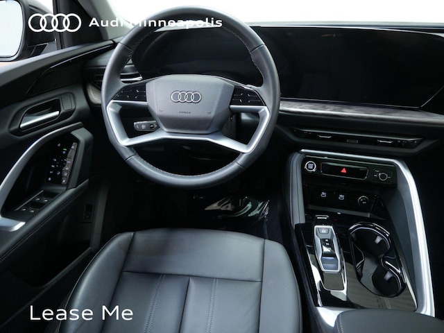 2025 Audi New Q5 Premium - Photo 18