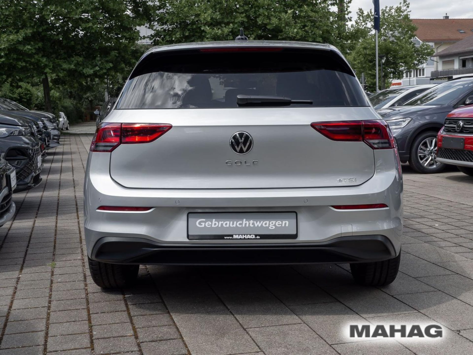 Volkswagen Golf Life