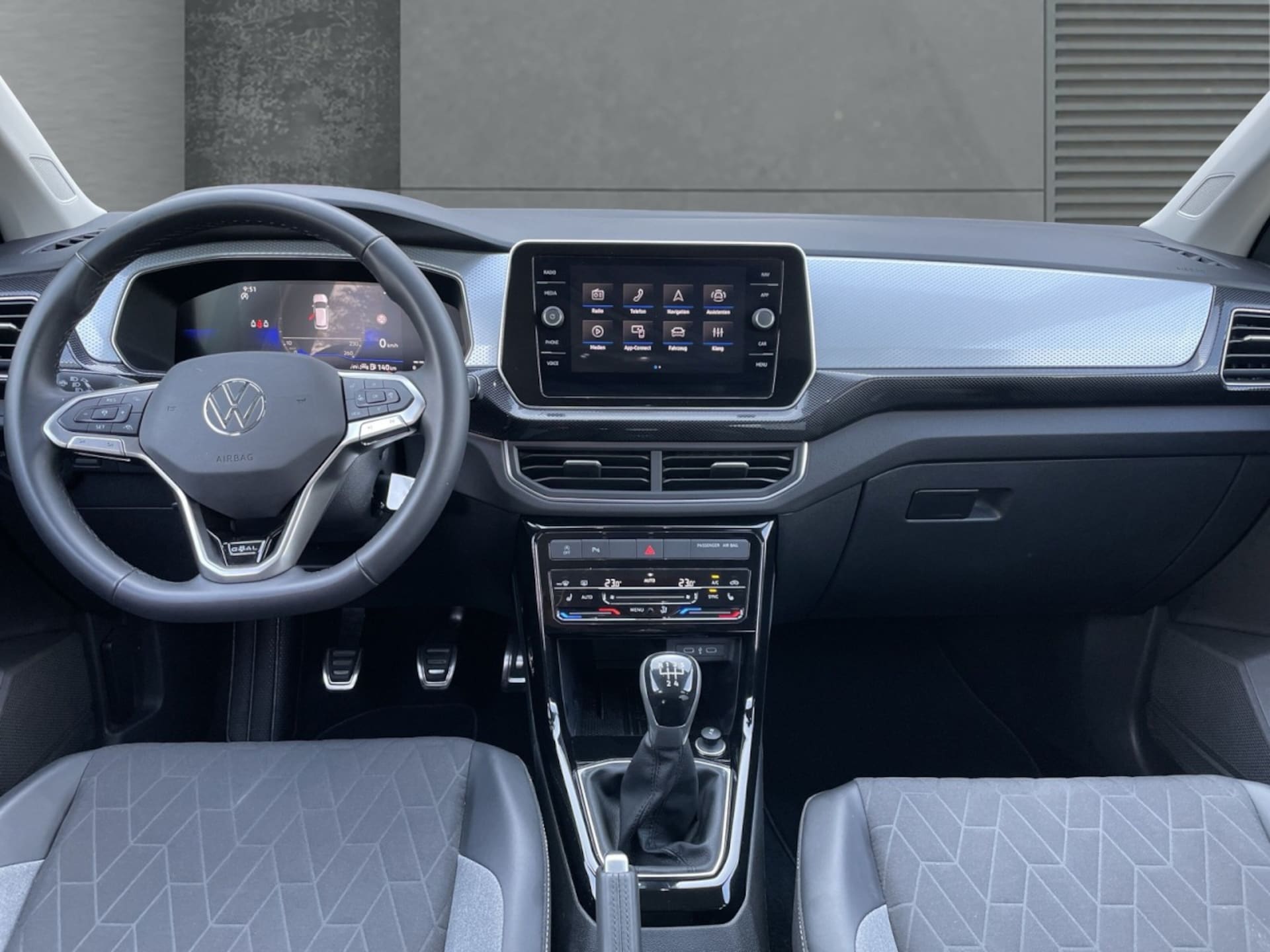 Volkswagen T-Cross Life