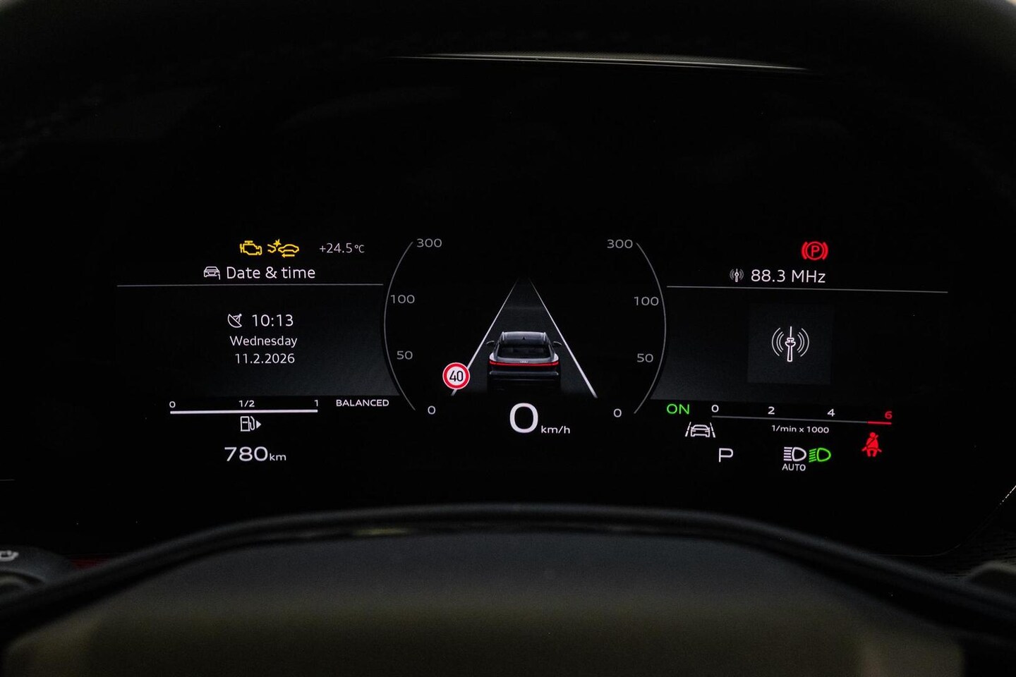 Image about Audi Q5 SUV TDI quattro 150 kW sport