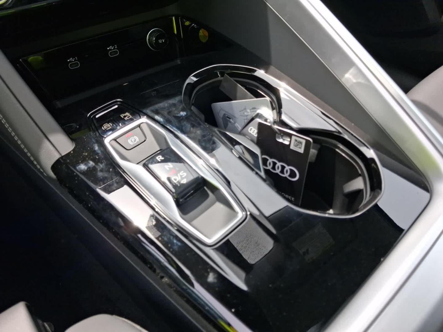 2025 Audi Q5 Premium Plus - Photo 11