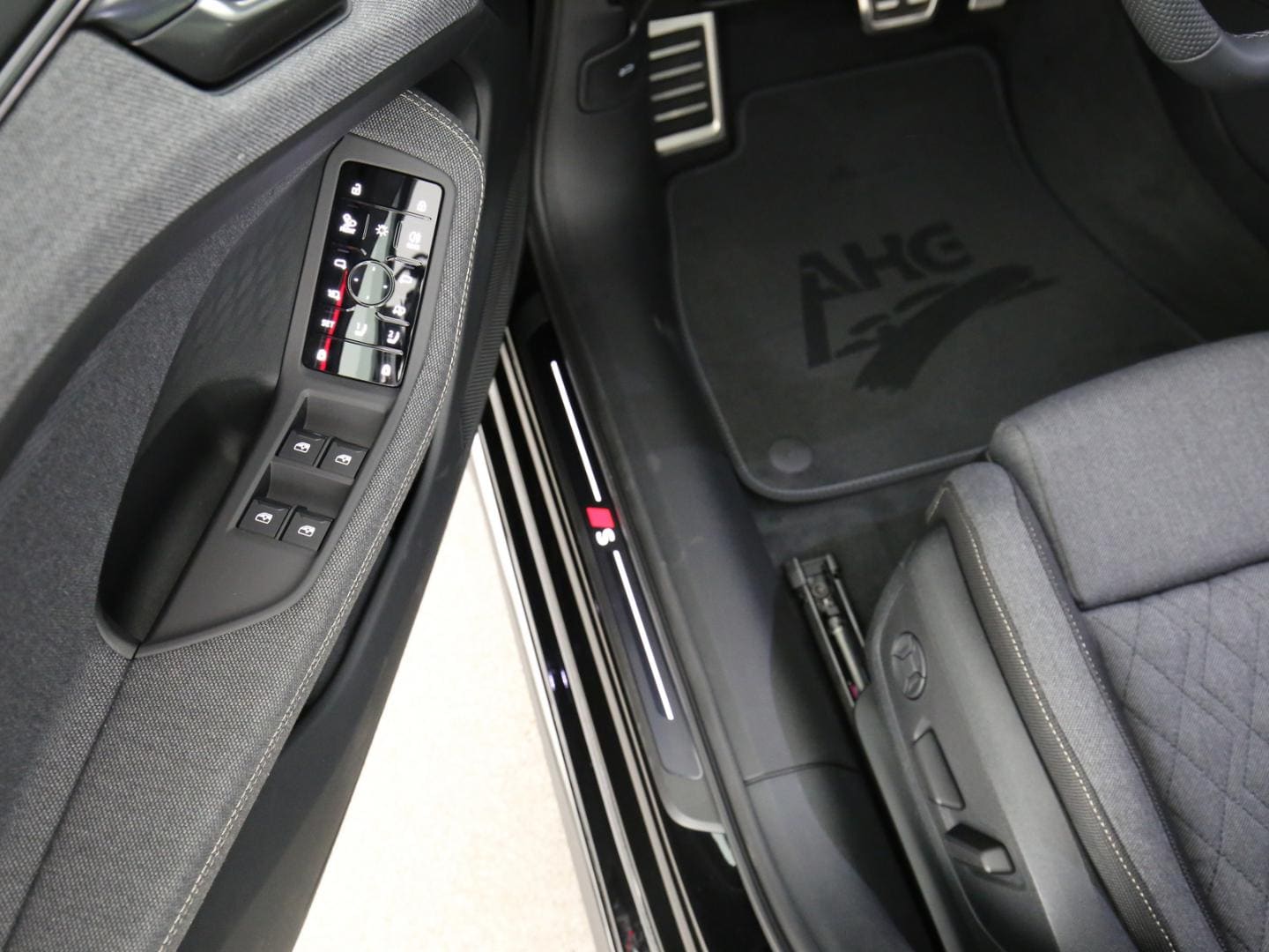 Bild über Audi A6 Avant edition one TDI quattro 150 kW S tronic - für weitere Informationen kontaktieren Sie den Audi Partner
