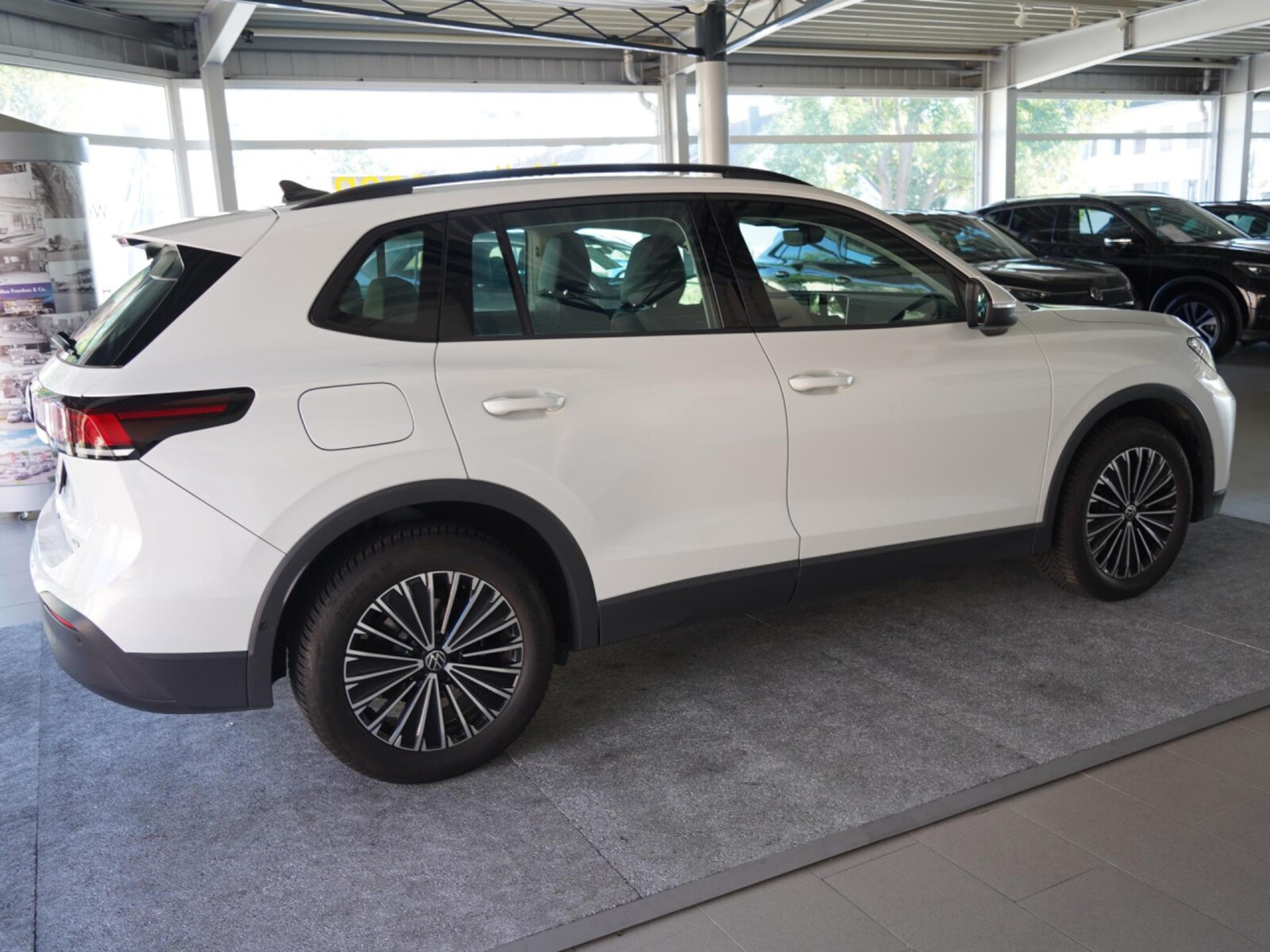 Volkswagen Tiguan – Bild 7
