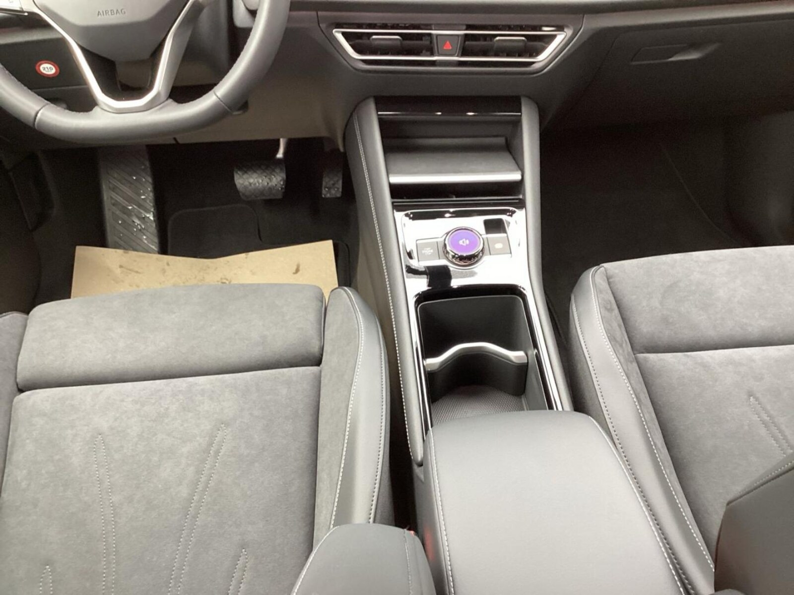 Volkswagen Tiguan – Bild 12