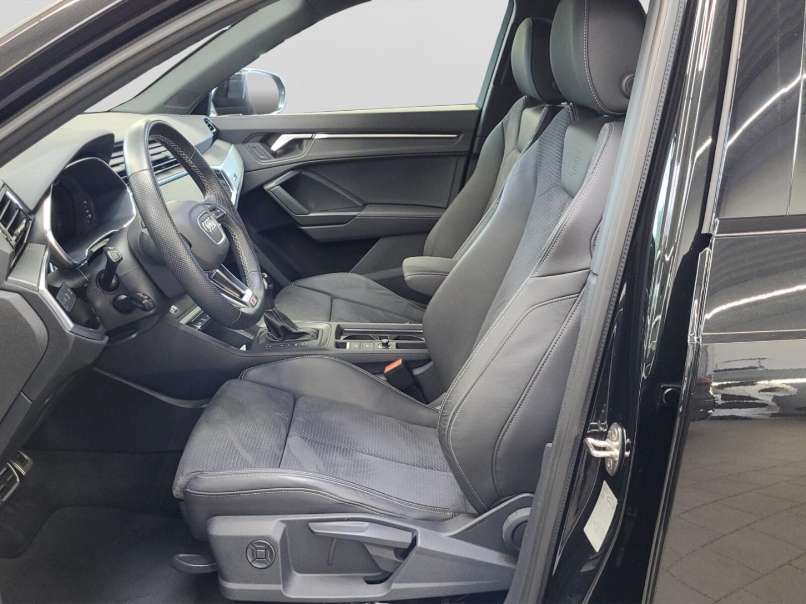 Audi Q3 – Bild 12