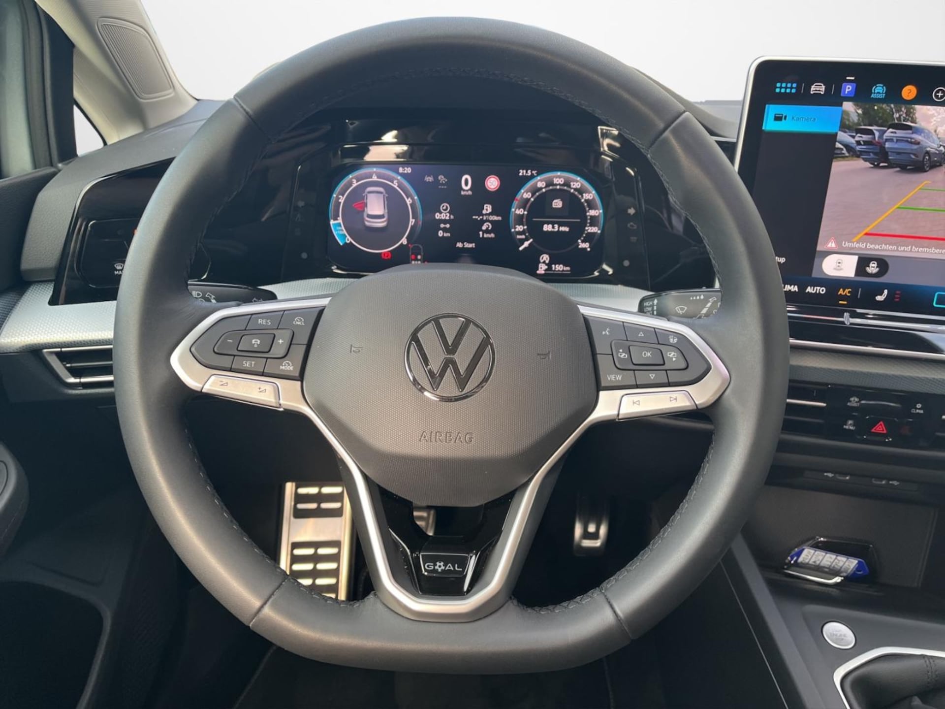 Volkswagen Golf Life