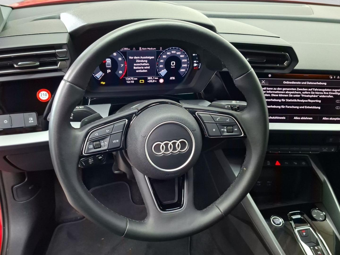 Bild über Audi A3 Limousine advanced 35 TFSI S tronic - für weitere Informationen kontaktieren Sie den Audi Partner