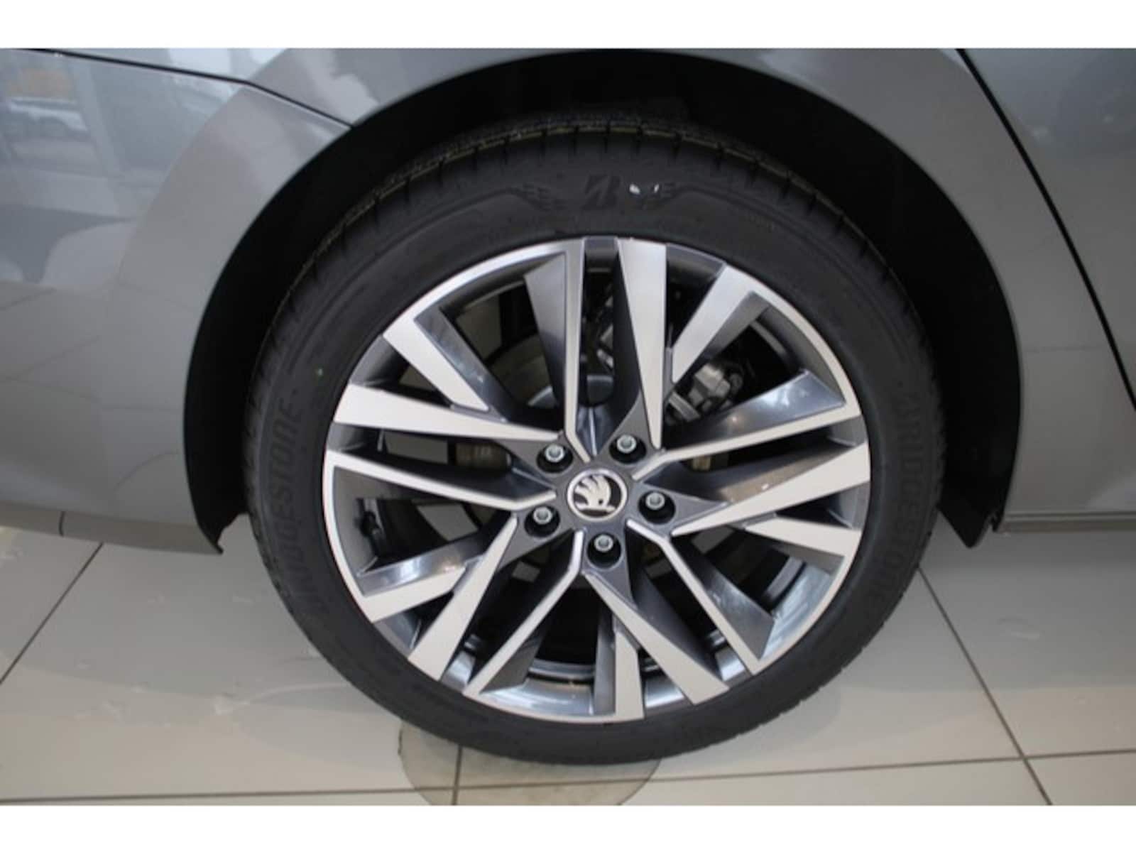 Škoda Octavia Combi – Bild 8