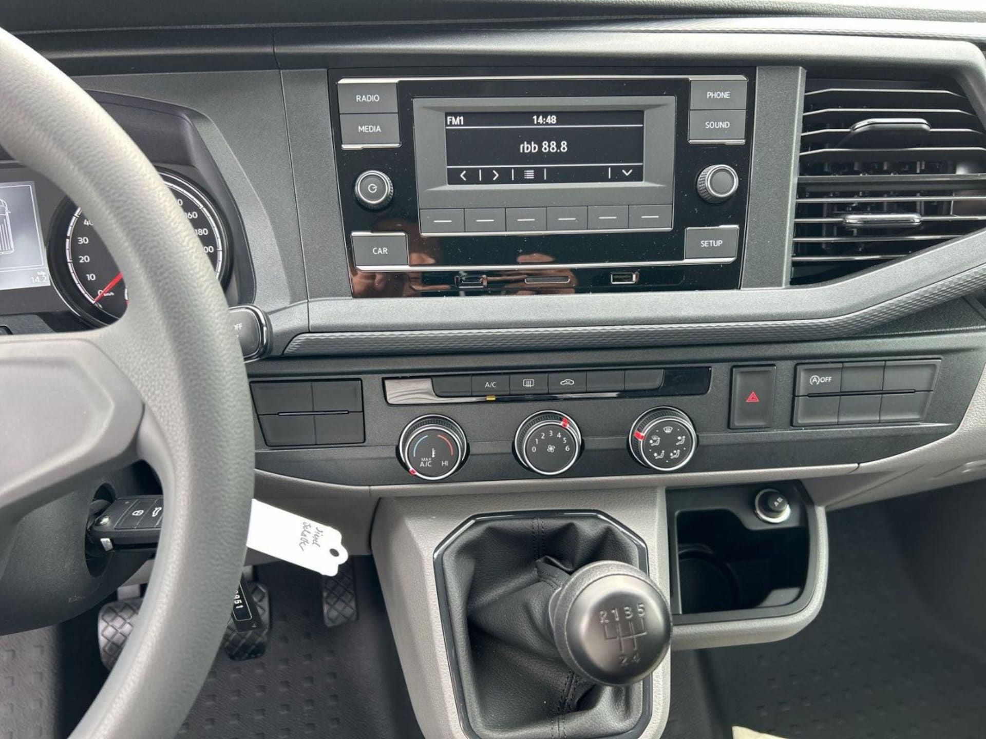 Volkswagen T6.1 Transporter Kombi kurzer Radstand