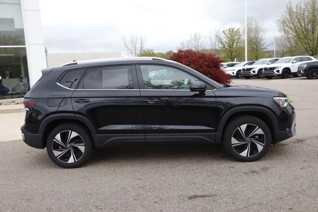 2025 Volkswagen Taos
