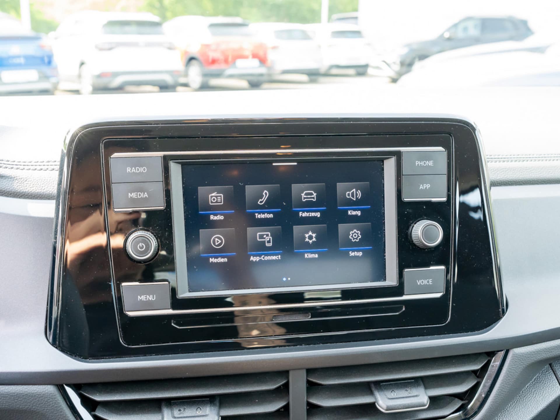 Volkswagen T-Roc Basis-Modell