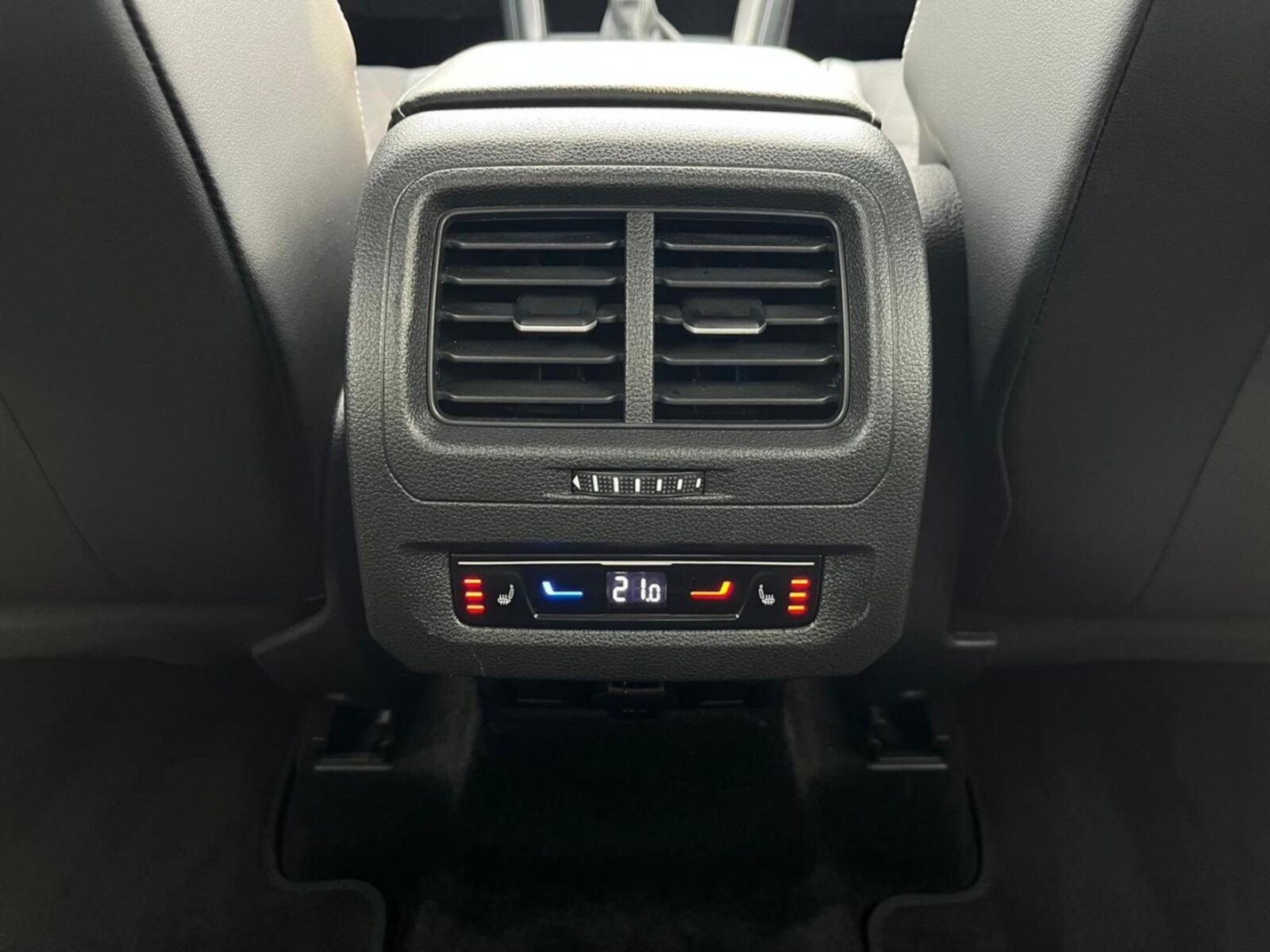 Volkswagen Touran – Bild 27