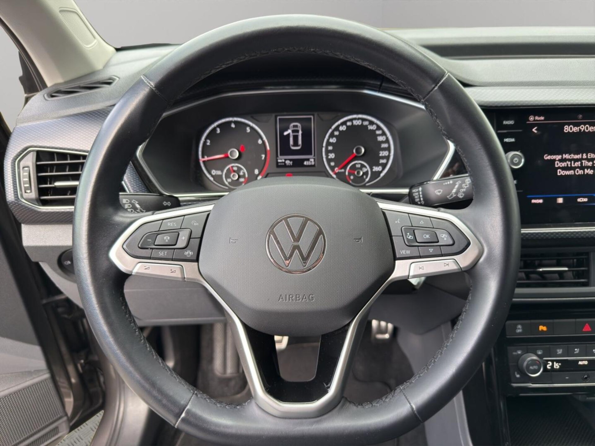 Volkswagen T-Cross United
