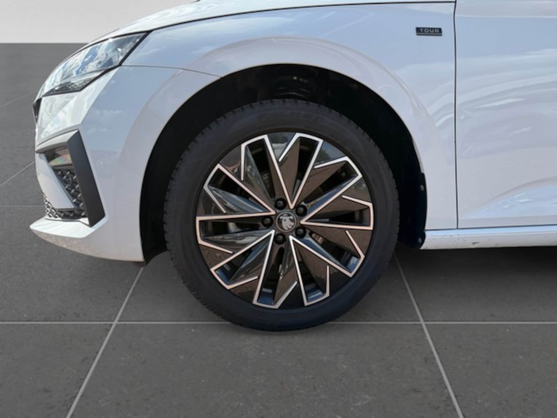 Skoda Scala Tour