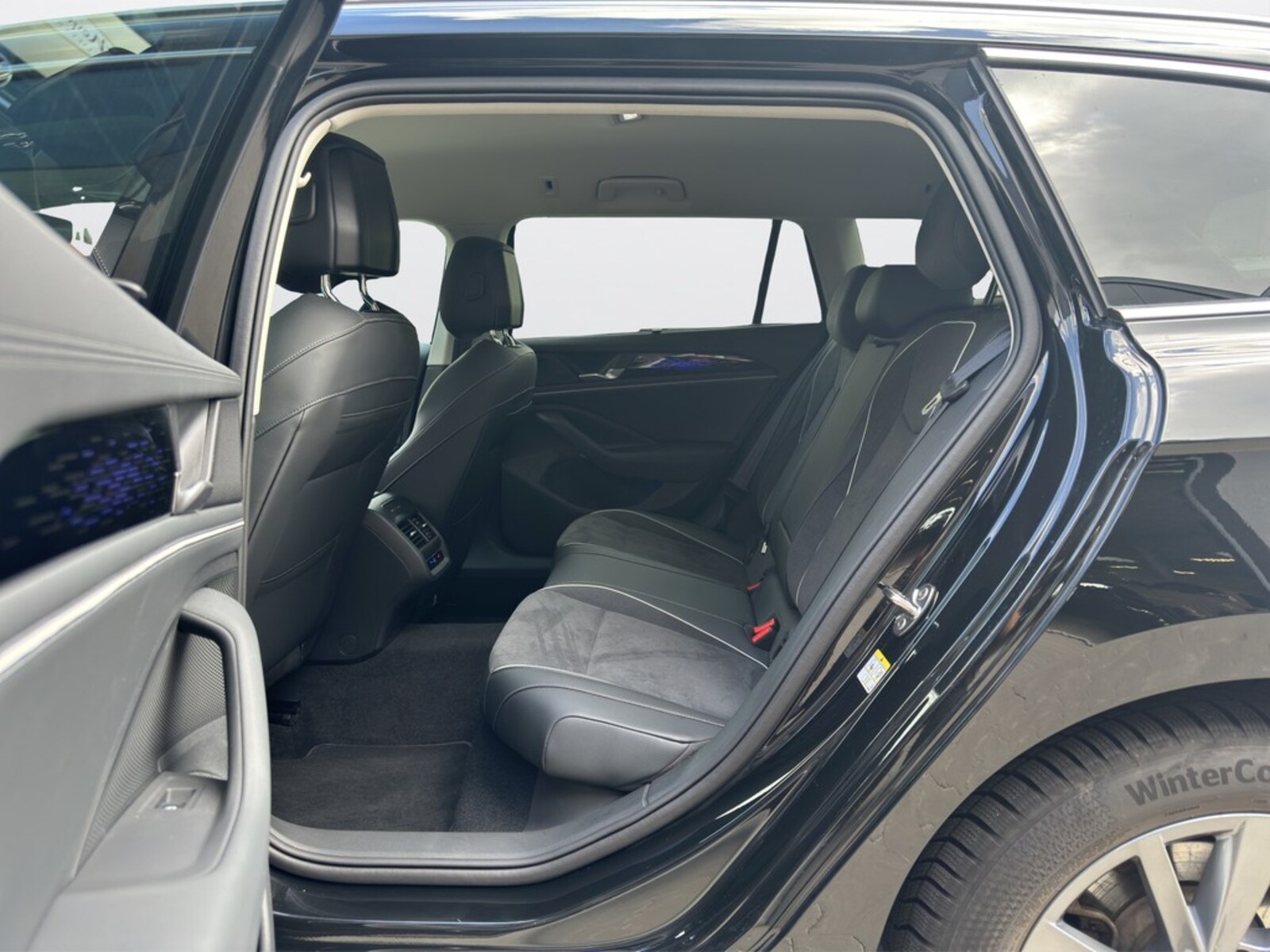 Volkswagen Passat – Bild 12