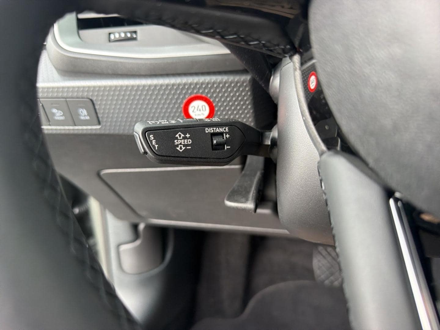 Bild über Audi A1 Sportback S line 25 TFSI S tronic - für weitere Informationen kontaktieren Sie den Audi Partner