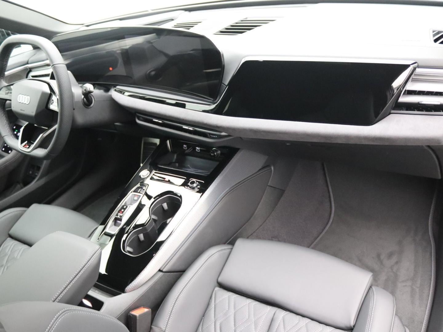 Bild über Audi A5 Avant e-hybrid e-hybrid quattro 270 kW S tronic - für weitere Informationen kontaktieren Sie den Audi Partner
