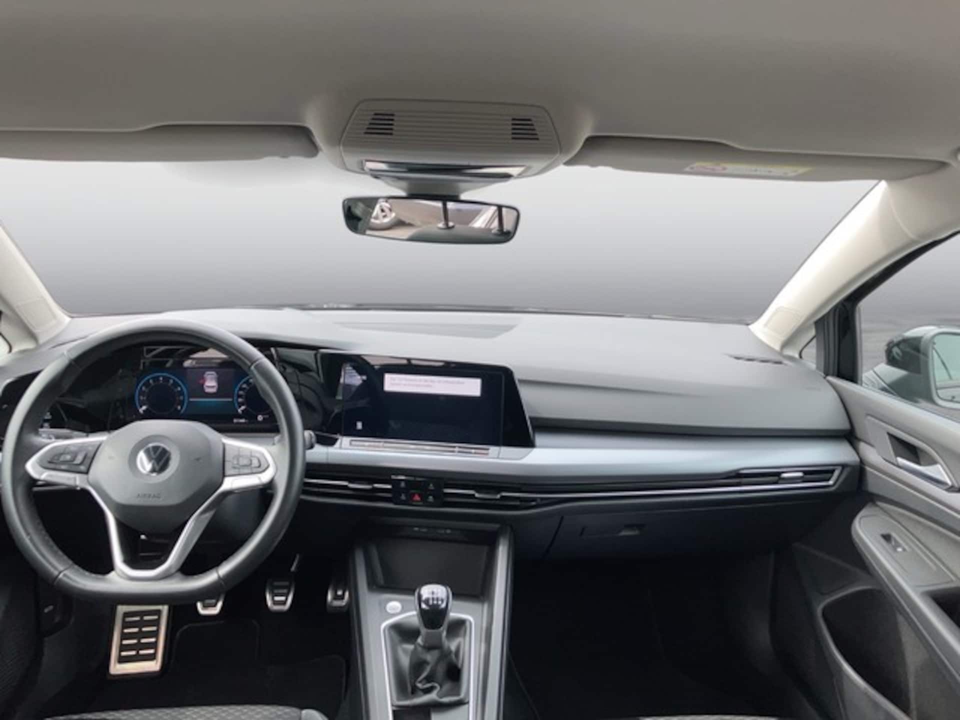 Volkswagen Golf Active