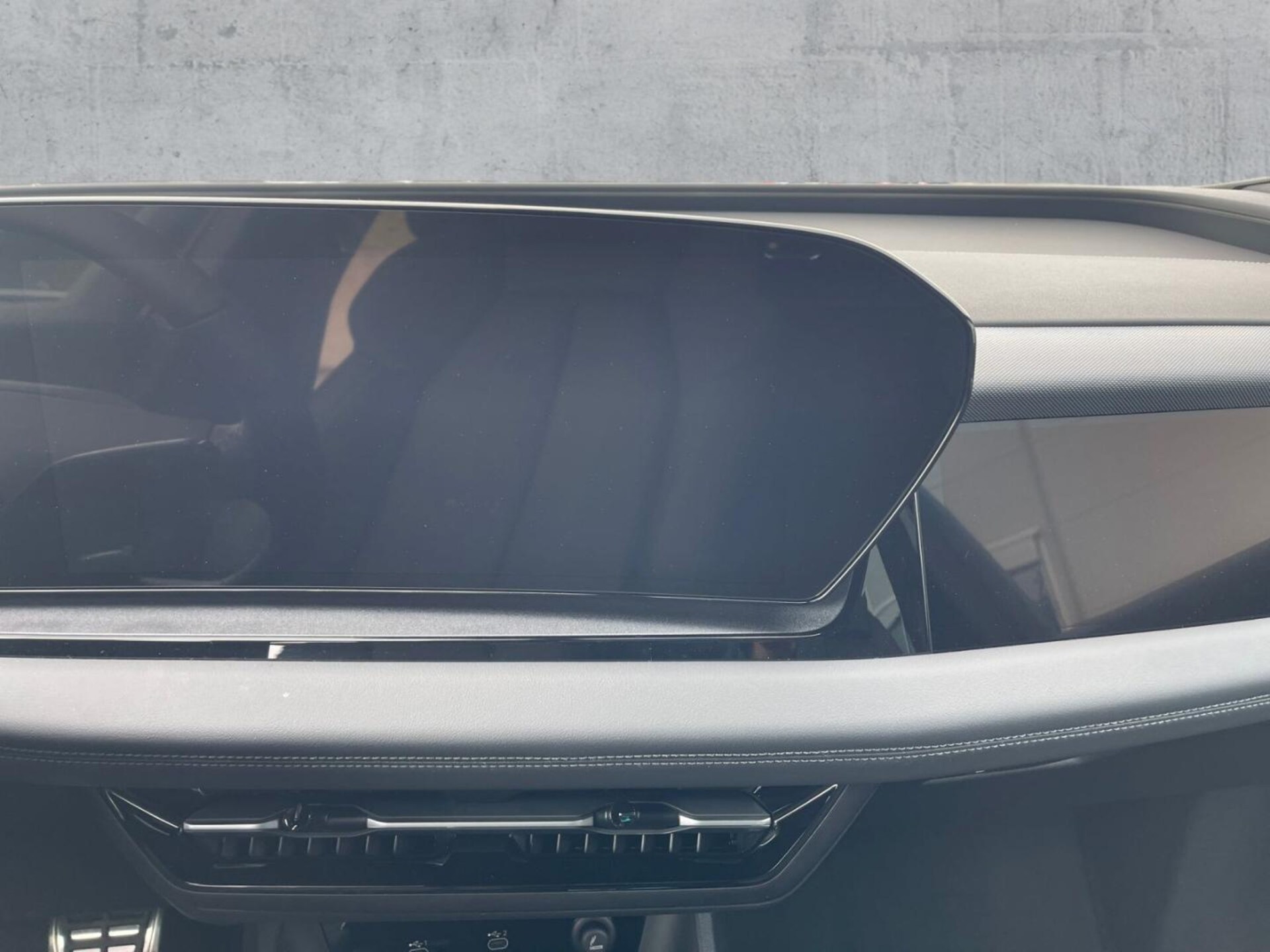 Audi SQ6 SUV e-tron