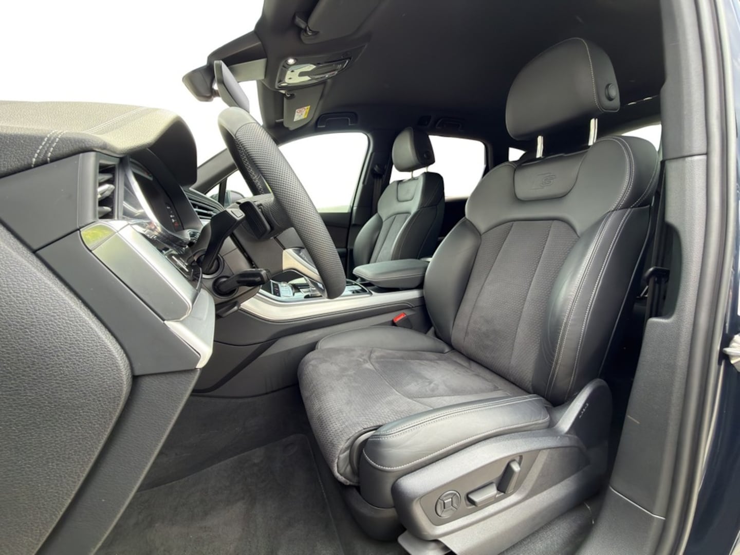 Bild über Audi Q7 SUV TFSI e 55 TFSI e quattro tiptronic - für weitere Informationen kontaktieren Sie den Audi Partner