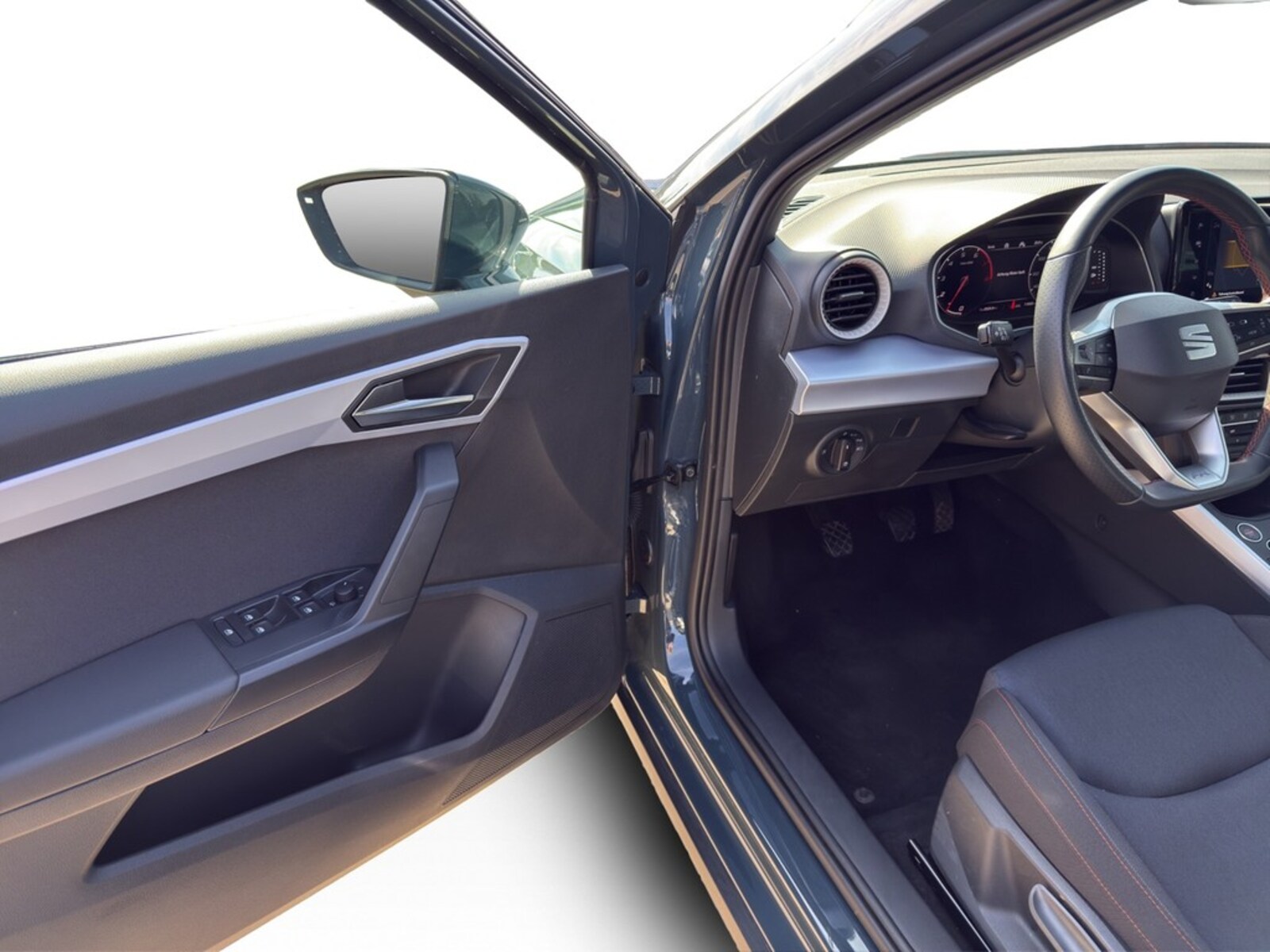 SEAT Arona – Bild 11