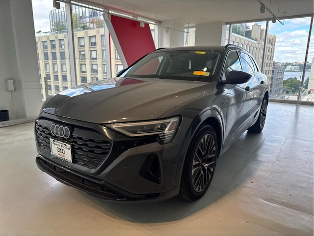 2024 Audi Q8 e-tron