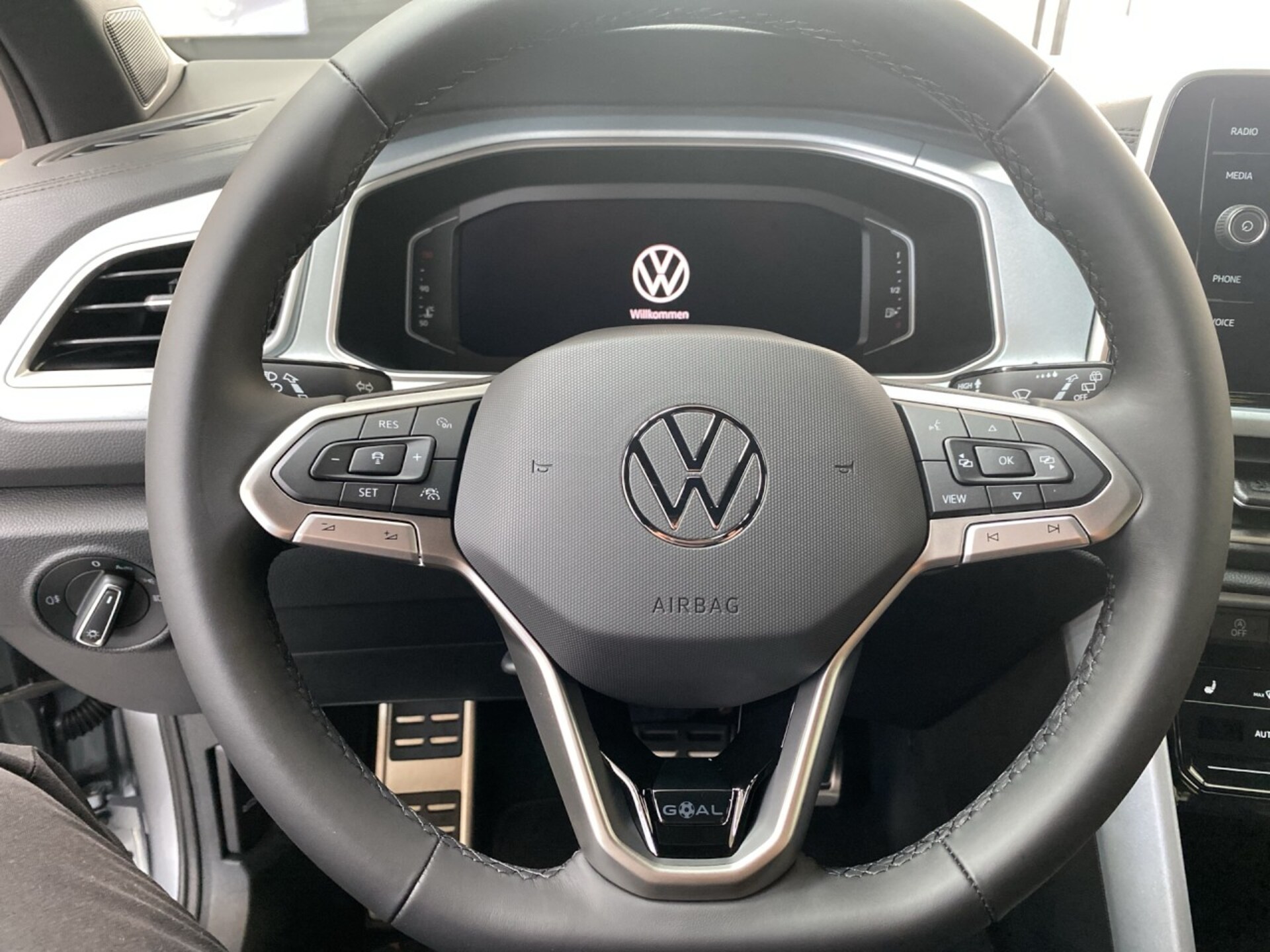 Volkswagen T-Roc Life